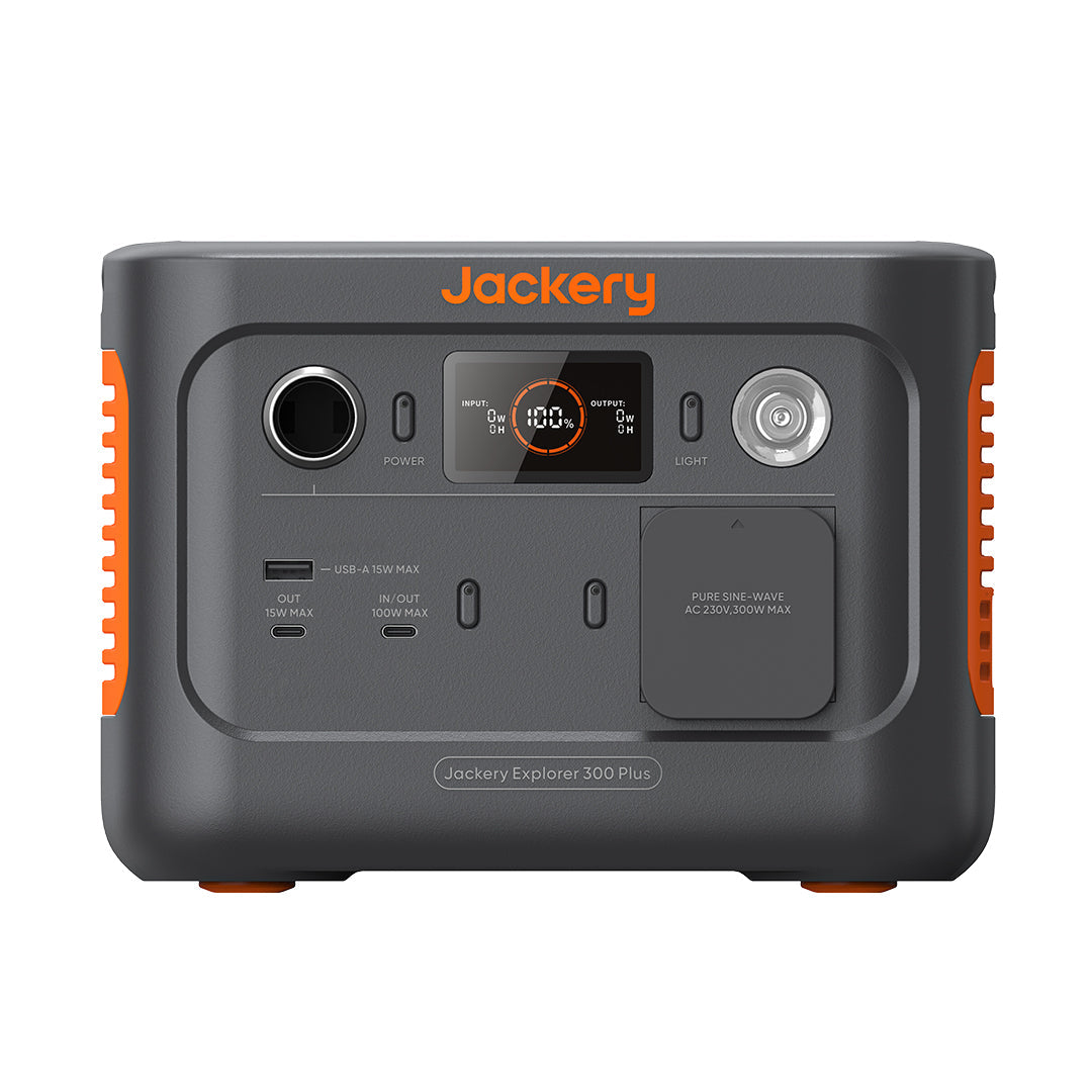 Jackery Explorer 300 Plus tragbare Powerstation mit 288 Wh – Frontansicht mit Display, Schuko-Steckdose und USB-Anschlüssen
